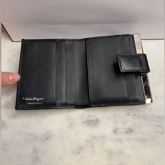 Salvatore Ferragamo Wallet - Picture 4 of 12